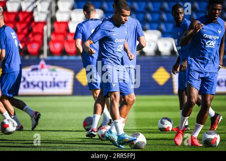 Paris, France. 06th Sep, 2023. Kylian MBAPPE of France during the training of the French team ahead of the UEFA Euro 2024, European Qualifiers football match between France and Ireland, on September 6, 2023 at Parc des Princes Stadium in Paris, France - Photo Matthieu Mirville/DPPI Credit: DPPI Media/Alamy Live News Stock Photo