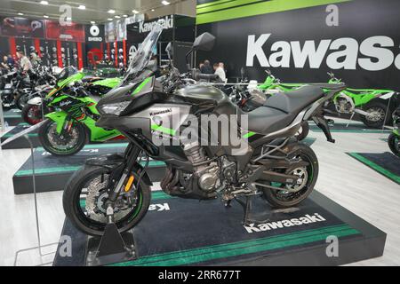 Kawasaki klz 1000 versys hotsell