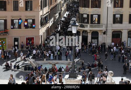 Viewing Platform Rome 210516 -- ROME, May 16, 2021 -- People enjoy the scenery from a viewing ...