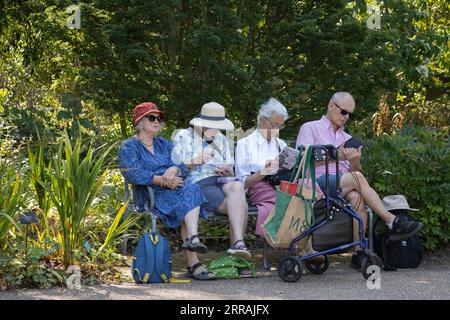 Horticulturist enthusiasts enjoy the hot temperatures at RHS Wisley annual flower show, Surrey, England, UK. 07th Sep, 2023. Credit: Jeff Gilbert/Alamy Live News Stock Photo