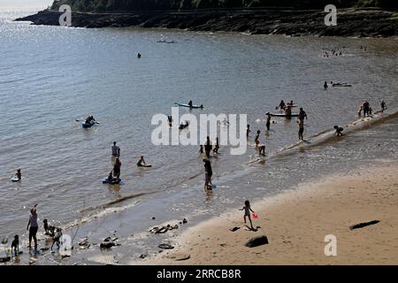 Jackson's Bay, Barry Island Hottest day of the year - Sept 2023. Stock Photo