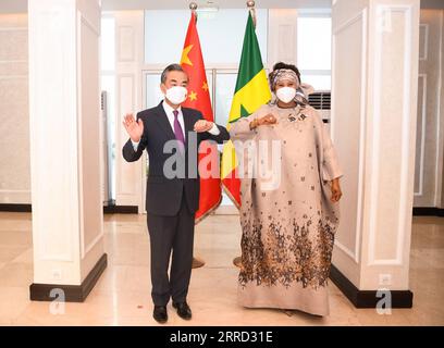 211129 -- DAKAR, Nov. 29, 2021 -- Chinese State Councilor and Foreign Minister Wang Yi L holds talks with Senegalese Foreign Minister Aissata Tall Sall in Dakar, Senegal, Nov. 28, 2021.  SENEGAL-DAKAR-CHINA-SENEGALESE FM-TALKS LixYan PUBLICATIONxNOTxINxCHN Stock Photo