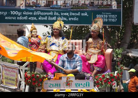 Rajkot, India. 7th September, 2023. Carnival of Janmashtami two men costume  Krishna at Sadar Bazar Rajkot. Credit: Nasirkhan Davi/Alamy Live News Stock Photo