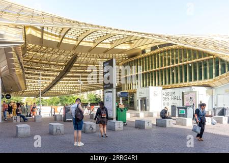 Entrance to Westfield Forum des Halles, Porte Berger, Les Halles, Paris, Île-de-France, France Stock Photo