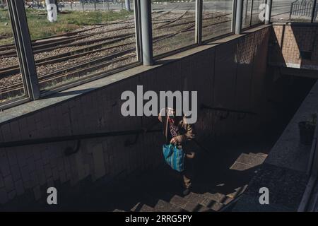 220510 -- KHARKIV, May 10, 2022 -- A man walks out of a subway station in Kharkiv, Ukraine, May 6, 2022. Photo by /Xinhua UKRAINE-KHARKIV-DAILY LIFE DiegoxHerrera PUBLICATIONxNOTxINxCHN Stock Photo