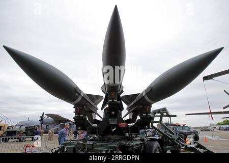 220518 -- BUCHAREST, May 18, 2022 -- A Hawk surface-to-air missile system is seen on display at the Black Sea Defense and Aerospace Exhibition in Bucharest, capital of Romania, on May 18, 2022. Photo by /Xinhua ROMANIA-BUCHAREST-BSDA EXHIBITION CristianxCristel PUBLICATIONxNOTxINxCHN Stock Photo