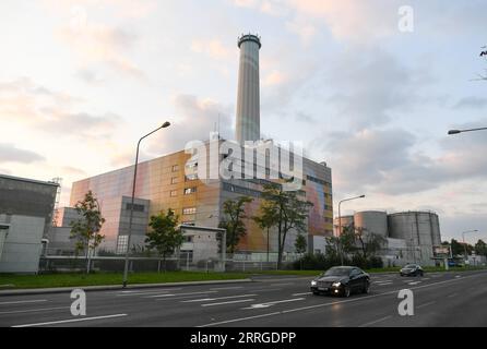 211229 -- BRUSSELS, Dec. 29, 2021 -- Photo taken on Oct. 8, 2021 shows a thermal power station in Frankfurt, Germany.  Xinhua Headlines: Europe s bid to reduce reliance on Russia complicates gas crisis LuxYang PUBLICATIONxNOTxINxCHN Stock Photo