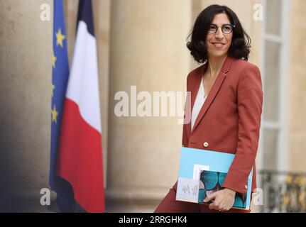 220523 -- PARIS, May 23, 2022 -- French Culture Minister Rima Abdul-Malak arrives for the first weekly cabinet meeting of the new cabinet at The Elysee Presidential Palace in Paris, France, on May 23, 2022. French President Emmanuel Macron appointed on Friday ministers for the new government of the country. In total the new government has 27 members with 17 ministries, six ministries delegates and four secretaries of state.  FRANCE-PARIS-GOVERNMENT GaoxJing PUBLICATIONxNOTxINxCHN Stock Photo
