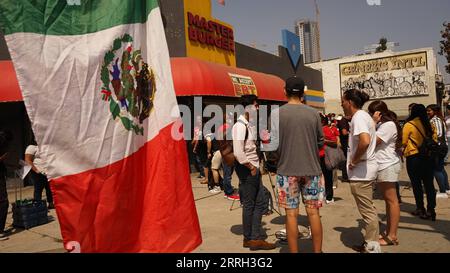 220611 -- MEXICO CITY, June 11, 2022 -- Protestors attend a rally near the Los Angeles Convention Center where the ninth Summit of the Americas is held in Los Angeles, the United States, June 8, 2022. Photo by /Xinhua Xinhua Headlines: Bungled Summit of Americas diplomatic nightmare for U.S. ZengxHui PUBLICATIONxNOTxINxCHN Stock Photo