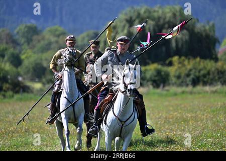 Polish Cavalry Ride Their Horses During WWII Battle Of Lomianki ...