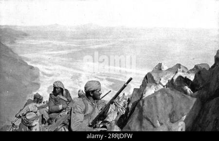 'Distant Fronts, In Hejaz; Operations of the Arabian army: an observation post with machine-gunners; in the background, the Hejaz mountains', 1917. From &quot;L'Album de la Guerre 1914-1919, Volume 2&quot; [L'Illustration, Paris, 1924]. Stock Photo