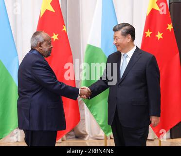 221209 -- RIYADH, Dec. 9, 2022 -- Chinese President Xi Jinping meets with Djiboutian President Ismail Omar Guelleh in Riyadh, Saudi Arabia, Dec. 9, 2022.  SAUDI ARABIA-RIYADH-XI JINPING-DJIBOUTI-PRESIDENT-MEETING YaoxDawei PUBLICATIONxNOTxINxCHN Stock Photo