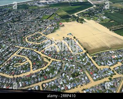 Neuseeland, schwere Überschwemmungen 230217 -- WELLINGTON, Feb. 17, 2023 -- This aerial photo provided by the New Zealand Defense Force  on Feb. 16, 2023 shows the flood scene in Hawke s Bay, New Zealand. Unprecedented floods and landslides have left eight people dead and more than 3,500 others missing as Cyclone Gabrielle lashes New Zealand s North Island this week. /Handout via Xinhua NEW ZEALAND-CYCLONE GABRIELLE-AFTERMATH NZDF PUBLICATIONxNOTxINxCHN Stock Photo