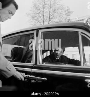 Agatha, laß das Morden sein!, Krimikomödie, Deutschland 1960, Regie: Dietrich Haugk, Darsteller: Klausjürgen Wussow Stock Photo