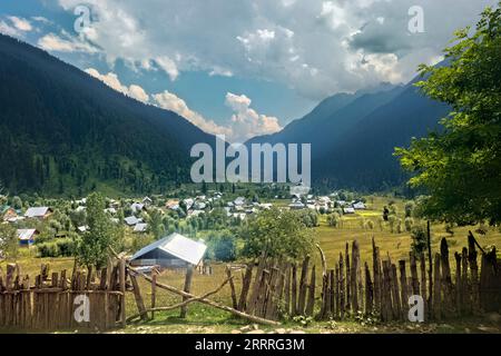 View of the Aru Valley, Pahalgam, Kashmir, India Stock Photo