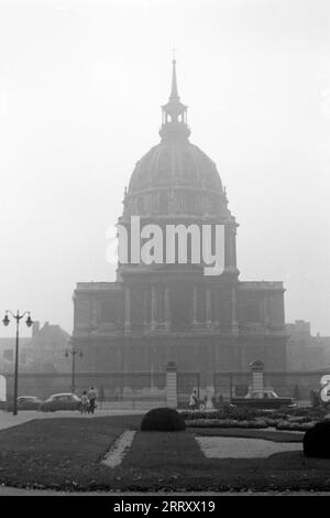 Das Panthéon im 5. Arrondissement von Paris, 1962. The Panthéon in the 5th arrondissement of Paris, 1962. Stock Photo