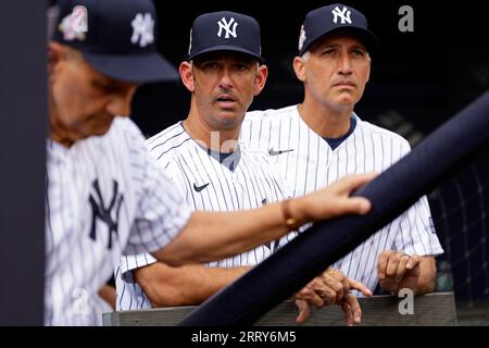 Highlights of Jorge Posada's pregame ceremony at Yankee Stadium