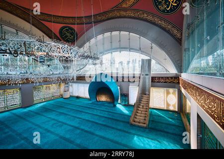 Istanbul, Turkey - September 9, 2023: Interior view of Sakirin Mosque, a modern mosque located at one of the entrances of Karacaahmet Cemetery in Usku Stock Photo