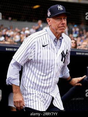 Photo: NEW YORK YANKEES SCOTT BROSIUS RETIRES FROM BASEBALL