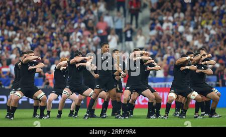 Paris, France. 9th Sep, 2023. New Zealand perform the Haka before the Rugby World Cup 2023 match at Stade de France, Paris. Picture credit should read: Paul Thomas/Sportimage Credit: Sportimage Ltd/Alamy Live News Stock Photo