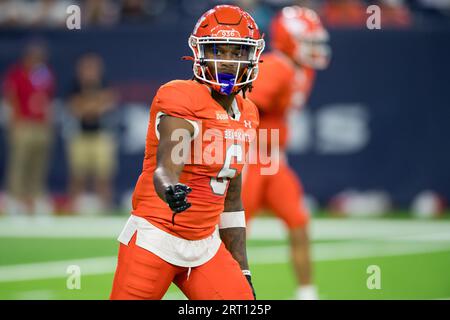 Houston, TX, USA. 9th Sep, 2023. Sam Houston State Bearkats wide receiver Noah Smith (6) during a game between the Air Force Falcons and the Sam Houston State Bearkats in Houston, TX. Trask Smith/CSM/Alamy Live News Stock Photo