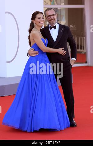 Caterina Murino und Edouard Rigaud bei der Preisverleihung der Biennale ...