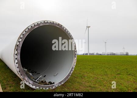 Dismantled old wind turbine at a wind farm near Elsterwerda in Brandenburg... After the end of their operating life, old wind turbines are dismantled Stock Photo