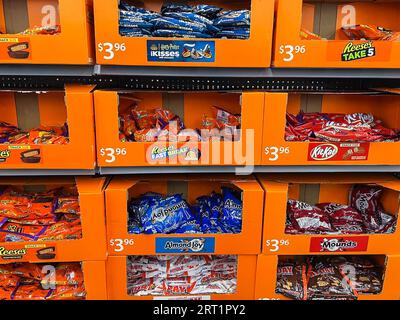 Augusta, United States. 29th Aug, 2023. Bags of candy are on sale at a Walmart store in Augusta, Maine on Aug. 29, 2023. The bags include Reese's, Kit Kat, Almond Joy, Mounds, Hershey's Kisses and PayDay candy. Halloween is a celebration observed in many countries on 31 October. (Photo by Samuel Rigelhaupt/Sipa USA) For editorial news use only. Credit: Sipa USA/Alamy Live News Stock Photo