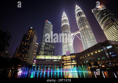 Kuala Lumpur, Malaysia, September 10 2019: The Kuala Lumpur skyline featuring the Petronas Twin Towers and water show in Malaysia Stock Photo