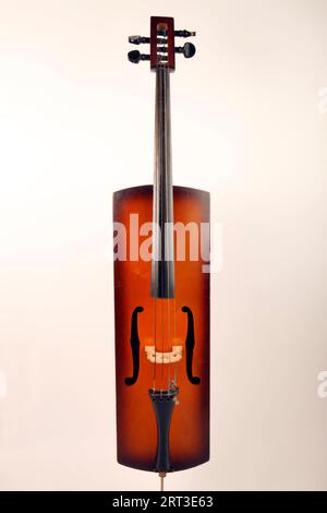 Karl Knilling Porta violincello, made in England. Rectangular practice cello Stock Photo