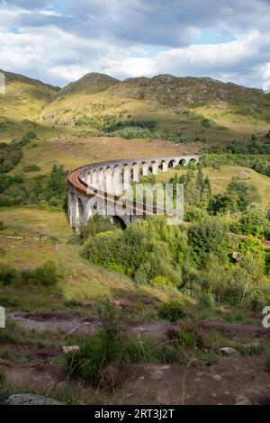 Glenfinnan Viaduct, iconic 1901 railway with a curving, 21-arch span, featured in several Harry Potter movies, Glenfinnan, West Highlands, Scotland Stock Photo