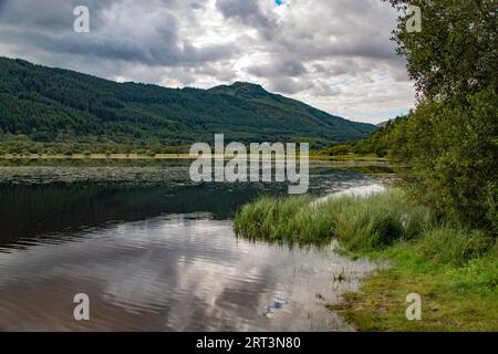 Gorgeous Loch Earn on a cloudy summer day, Lochearnhead, Perthshire, Scotland Stock Photo