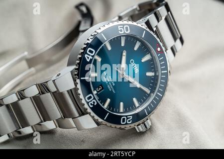 Oris Aquis Clean Ocean LE 0173377324185 Stock Photo Alamy