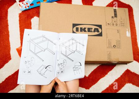 Ikea knarrevik deals bedside table