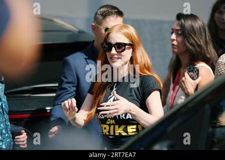 VENICE, ITALY - SEPTEMBER 08: Jessica Chastain is seen arriving at the 80th Venice International Film Festival 2023 on September 08, 2023 in Venice, Italy. (Photo by Mark Cape/Insidefoto) Stock Photo