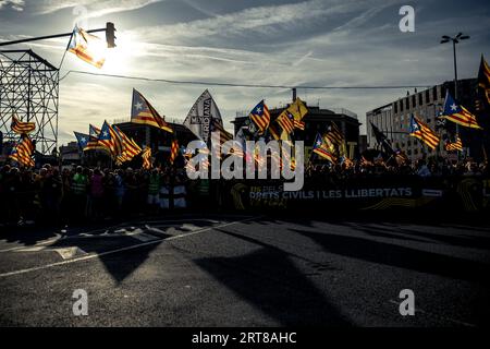 Barcelona, Spain. 11th Sep, 2023. Pro-independence activist shout slogans and wave flags during the principal event organized by the ANC the 'Diada' (Catalan National Day). Credit: Matthias Oesterle/Alamy Live News Stock Photo