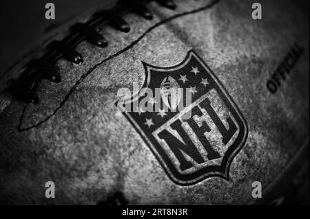 Nfl logo Black and White Stock Photos & Images - Alamy