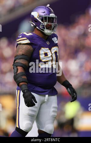 Minnesota Vikings defensive end Jonathan Bullard (93) lines up during a NFL  football game against the Miami Dolphins, Sunday, Oct.16, 2022 in Miami  Gardens, Fla. (AP Photo/Alex Menendez Stock Photo - Alamy