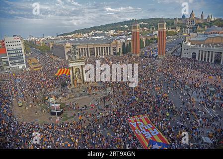 Barcelona, Spain. 11th Sep, 2023. Protesters gather at Spain Square during the National Day of Catalonia demonstration. According to the Barcelona Local Police, some 115,000 people participated in the independence demonstration called by the ANC (National Assembly of Catalonia) on the occasion of the September 11th Day, which began from 4 different points in the city. (Photo by Ramon Costa/SOPA Images/Sipa USA) Credit: Sipa USA/Alamy Live News Stock Photo