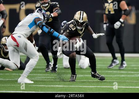 FILE - New Orleans Saints tight end Juwan Johnson (83) attempts to