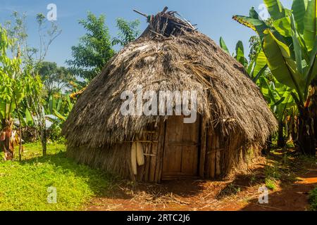 Traditional Dorze hut woven out of bamboo, Ethiopia Stock Photo