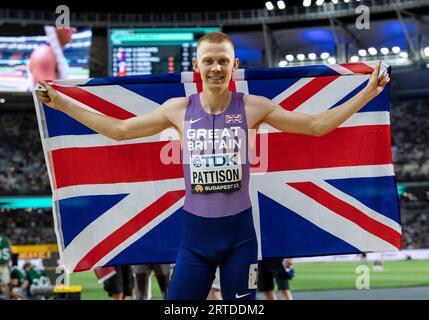 Ben Pattison of GB & NI celebrate after competing in the men’s 800m final on day eight at the World Athletics Championships at the National Athletics Stock Photo