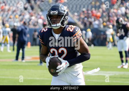 Chicago Bears safety A.J. Thomas (21) runs after the ball during an NFL  preseason football game against the Cleveland Browns, Saturday Aug. 27, 2022,  in Cleveland. (AP Photo/Kirk Irwin Stock Photo - Alamy