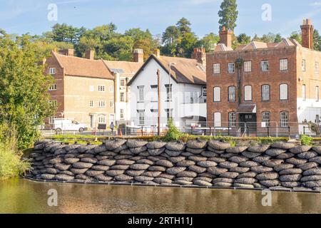 Bewdley, UK. 13th September, 2023. Flood defence work underway at Beale's Corner in the town of Bewdley, Worcestershire. Credit: Lee Hudson/Alamy Stock Photo