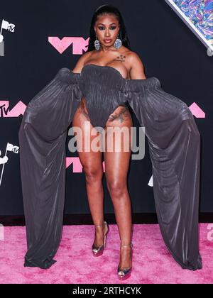Newark, United States. 12th Sep, 2023. NEWARK, NEW JERSEY, USA - SEPTEMBER 12: Yung Miami arrives at the 2023 MTV Video Music Awards held at the Prudential Center on September 12, 2023 in Newark, New Jersey, United States. (Photo by Xavier Collin/Image Press Agency) Credit: Image Press Agency/Alamy Live News Stock Photo