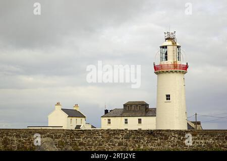 Loop Head, is a headland on the north side of the mouth of the Shannon, in County Clare in the west of Ireland. Loop Head is marked by a distinctive Stock Photo