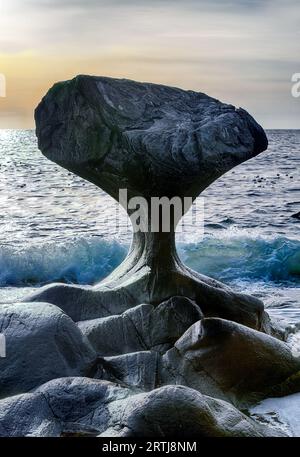 the-mushroom-shaped-rock-formation-and-a-big-tourist-attraction-known
