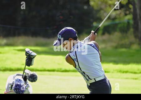 Wentworth, Surrey, UK. 13th Sep, 2023. BBC TVÕs Naga Munchetty has a smoke as she plays to the 6th green during the Pro-Am at the BMW:PGA golf Championship at The Wentworth Club. Credit: Motofoto/Alamy Live News Stock Photo