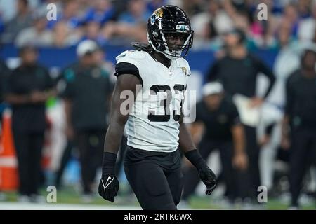 January 7, 2023: Jacksonville Jaguars linebacker Devin Lloyd (33) is  introduced before a game against the Tennessee Titans in Jacksonville, FL.  Romeo T Guzman/CSM/Sipa USA.(Credit Image: © Romeo Guzman/Cal Sport  Media/Sipa USA Stock Photo