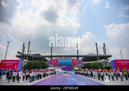 Taizhou, China's Zhejiang Province. 14th Sep, 2023. Photo shows the flame retrieval ceremony of the torch relay of the 19th Asian Games in Taizhou, east China's Zhejiang Province, Sept. 14, 2023. Credit: Sun Fei/Xinhua/Alamy Live News Stock Photo